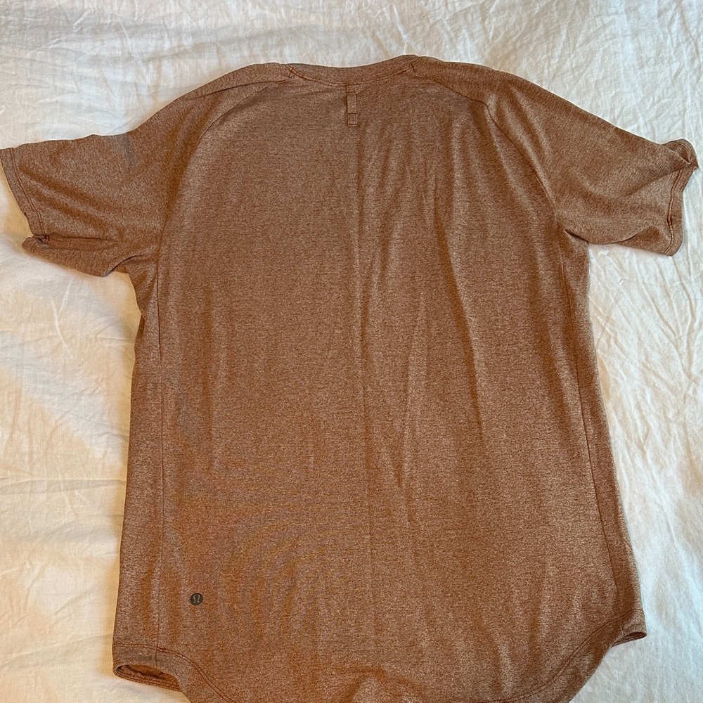 Lululemon Men’s Drysense Short Sleeve Size L - Picture 4 of 5